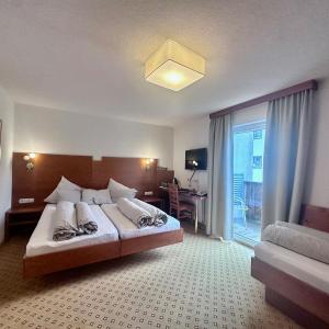 Triple Room with Balcony
