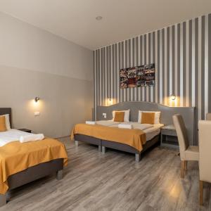 Double Room with Extra Bed (3 Adults)