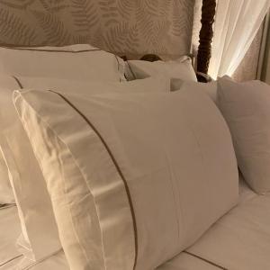 Suite (2 Adults)