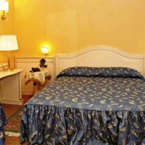 Suite with Balcony and Sea View