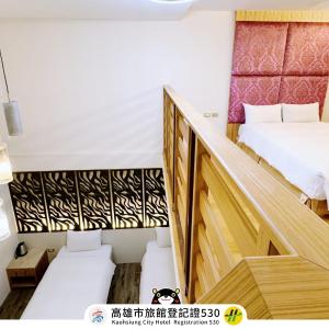 Duplex Quadruple Room - No Windows