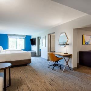 Two-Bedroom Suite with Sofa Bed