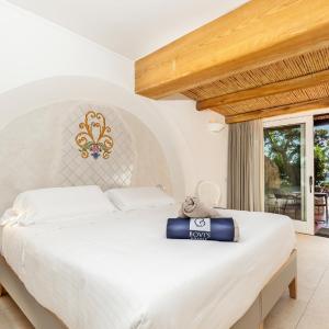 Double Room with Pool View