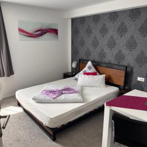 Single Room with Bathroom