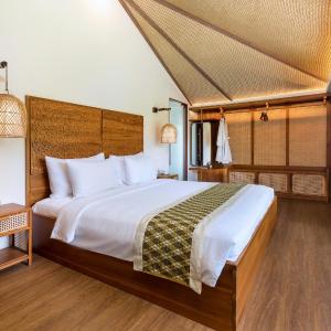 Two-Bedroom Premier Rice Field View Villa Type B with Free Benefit