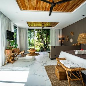 Suite with Private Pool - Adults Only