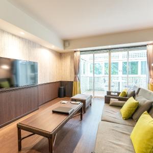 (Family Lodge) Forest Terrace with Jacuzzi / Max 4 Adult 
