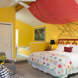 Traditional Queen Room