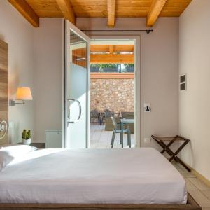 Single Room with Balcony