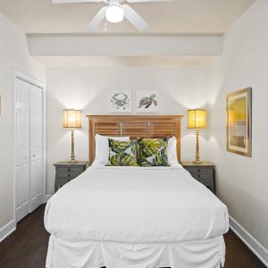 Two-Bedroom Apartment with Gulf View - 1214