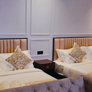 Suite with Spa Bath