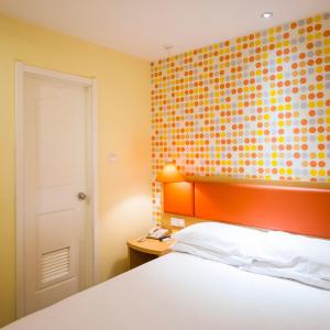 Mainland Chinese Citizens - Business Queen Room