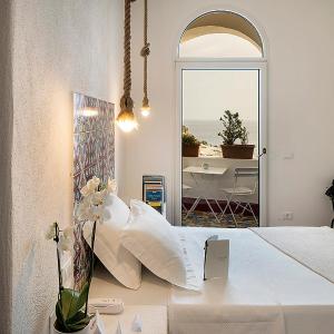 Superior Single Room with Sea View
