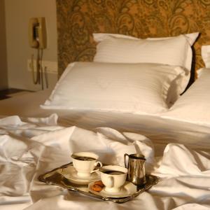 Deluxe Double or Twin Room with Bathtub