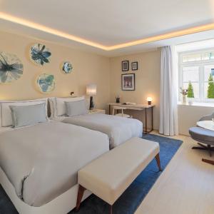 Deluxe Double Room with Garden View