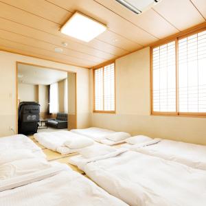 Japanese-Style Room