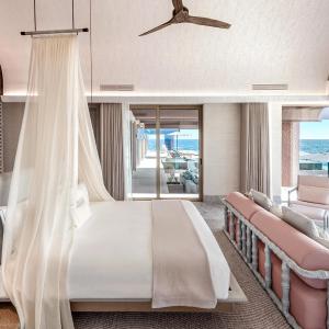Four Bedroom Private Wellbeing Ocean Pool Residence