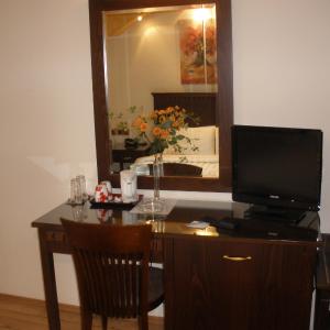 Double Room with Spa Bath