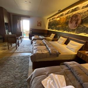Quadruple Room with Terrace