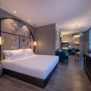 One-Bedroom Suite