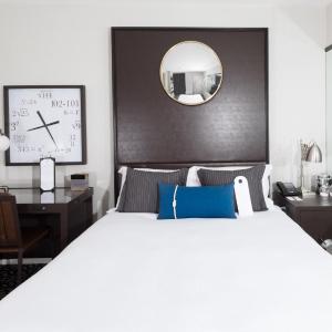 Deluxe High Floor One Queen
