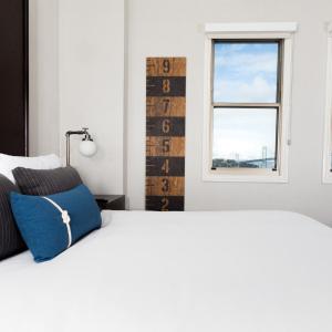 Waterfront One King