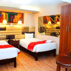 Twin Room with Private Bathroom