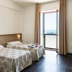 Superior Double or Twin Room with Sea View