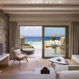 Honeymoon Suite with Private Pool & Sea View