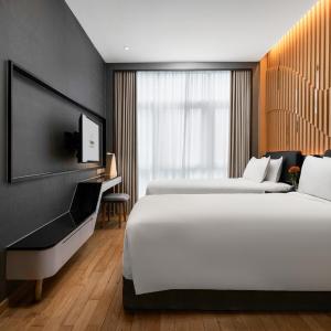 Two-Bedroom Deluxe Apartment
