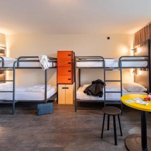 Bed in 10-Bed Mixed Dormitory Room
