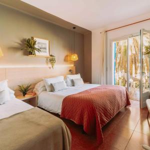 Triple Room with Garden View