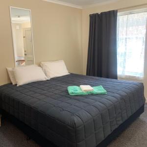 Double or Twin Room with Bathroom