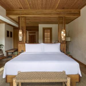 Grand King Room with Sea View