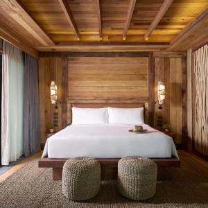 King Suite with City View