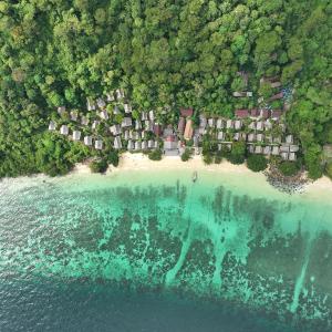 Two-Bedroom Bungalow (Adjoining Room) -Air Conditioning