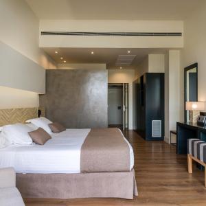 Premium Quadruple Room