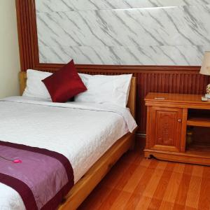 Double Room with Shared Toilet