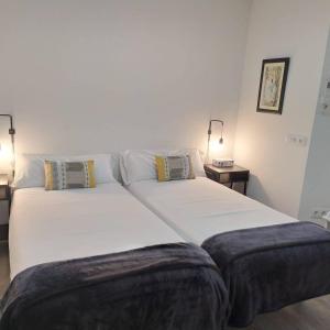 Double or Twin Room with Private Bathroom