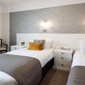 Standard Twin Room - Non-Smoking
