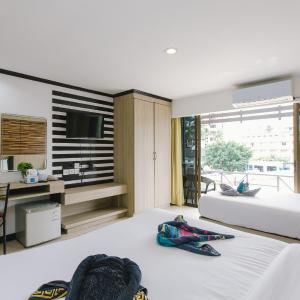 Triple Room with Balcony