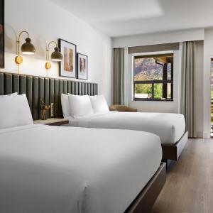 Standard Queen Room with Two Queen Beds