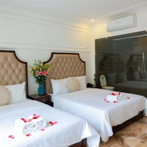 Twin Room with Balcony