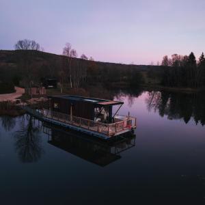 Duo Overwater Lodge
