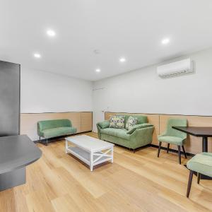 Two-Bedroom Suite