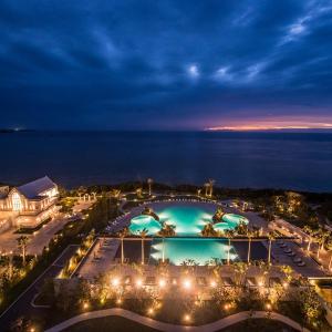 【Premium Club】Corner Hollywood Twin Seaview with Spa & Lounge Access 5F-9F