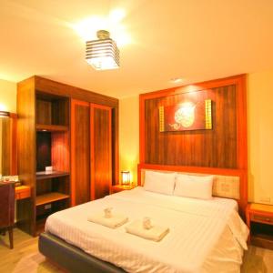 Three-Bedroom Suite