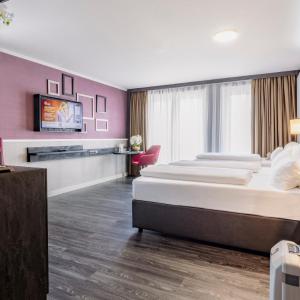 Premium Triple Room