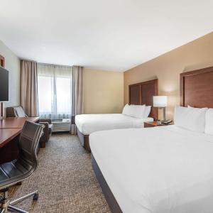 Double Queen Room - Non Smoking
