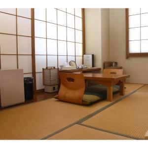 Japanese-Style Room